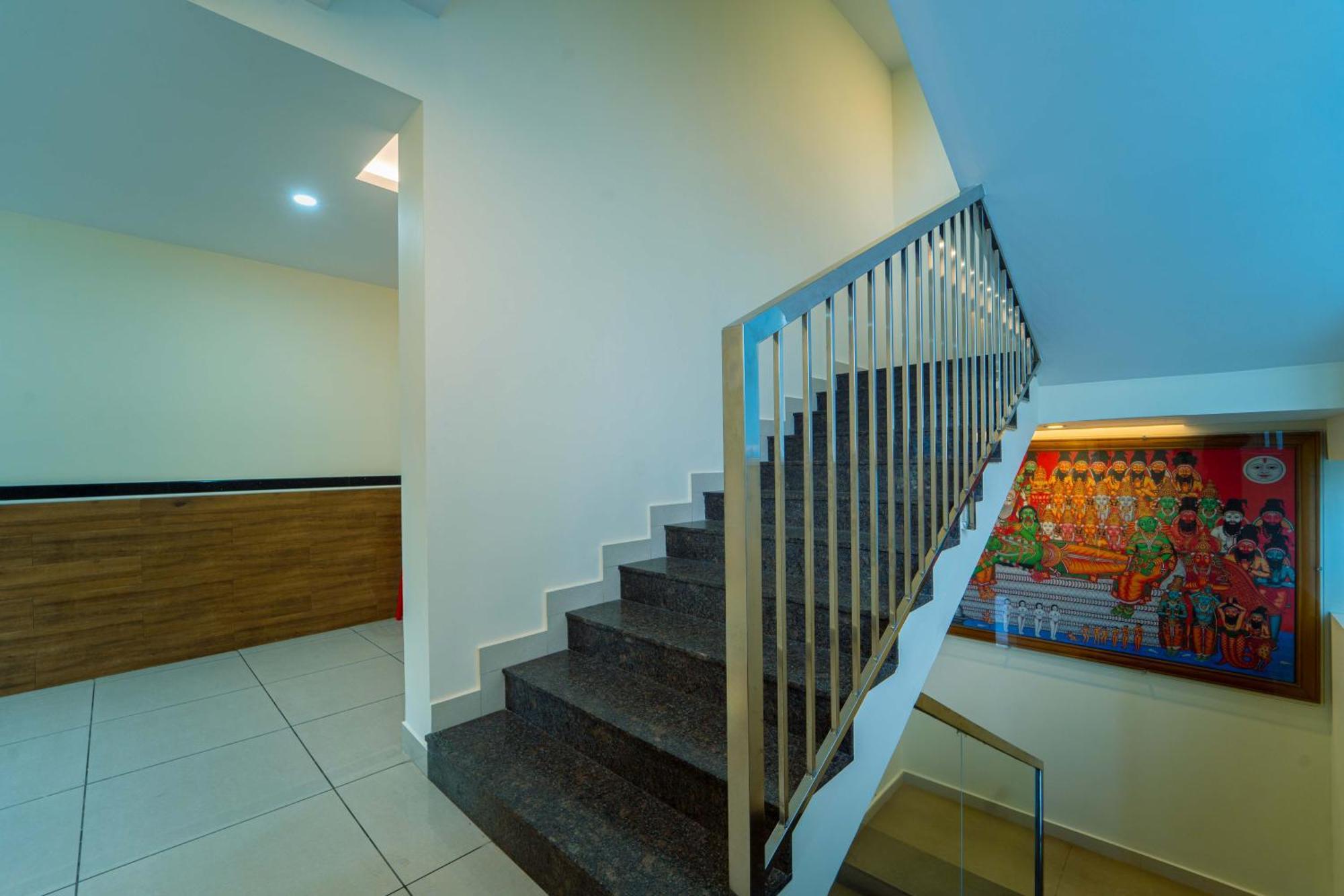 Treebo Sree Varshavilas Regency, 2 Mins From Guruvayoor Temple Guruvayur Exterior photo