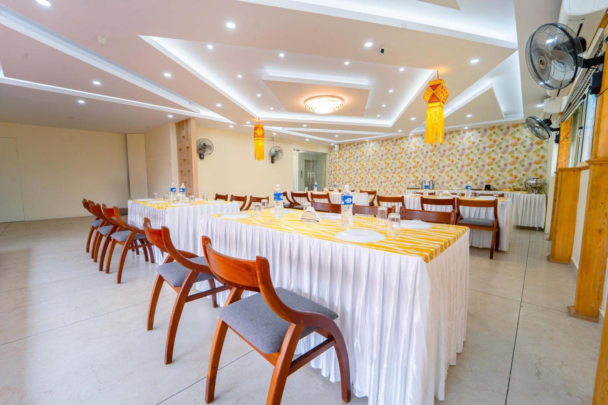 Treebo Sree Varshavilas Regency, 2 Mins From Guruvayoor Temple Guruvayur Exterior photo